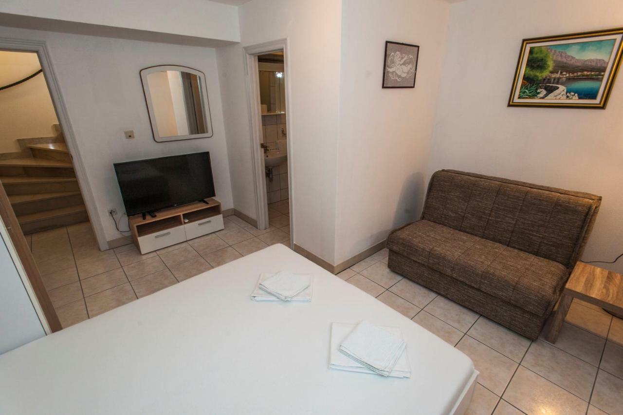 House Bacak - Apartment & Wellness-Studio Башка-Вода Екстер'єр фото